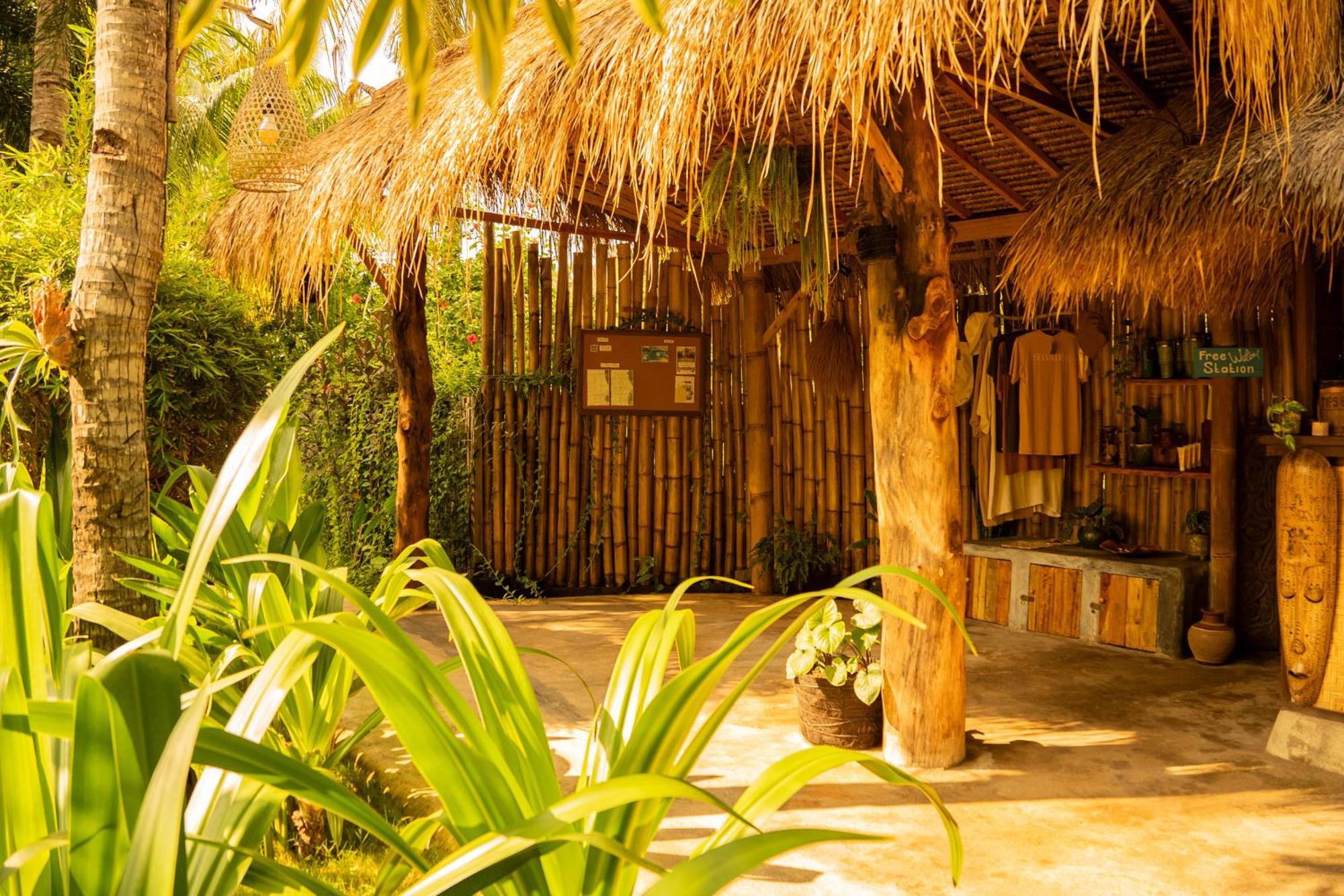 Отель Selvatica Гили-Эйр Экстерьер фото